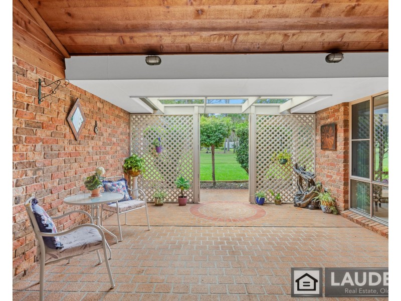 10 Kolinda Drive, Old Bar NSW 2430