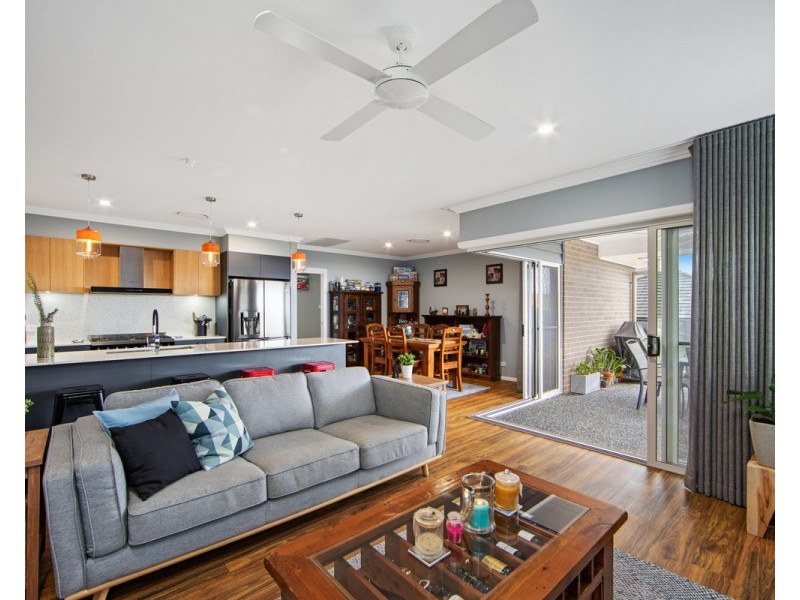 7 Ondaroo Crest, Old Bar NSW 2430