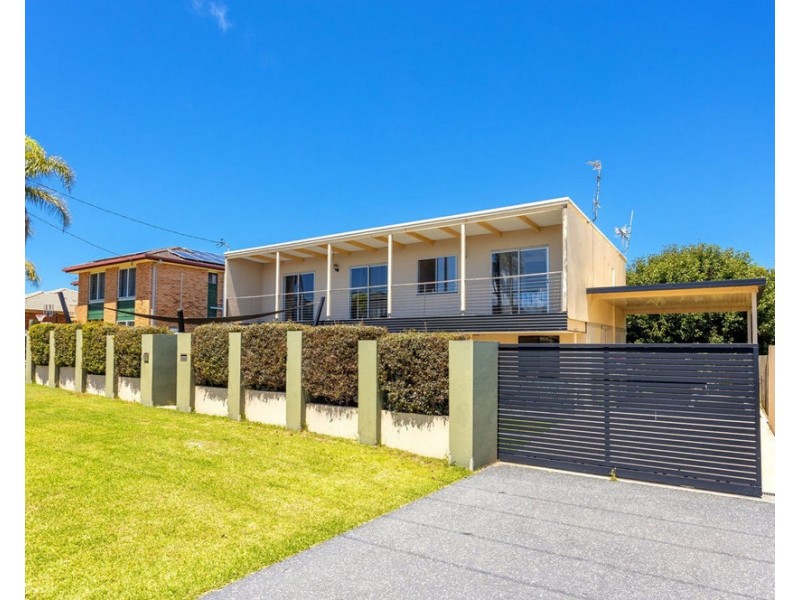 18 Kolang Street, Old Bar NSW 2430