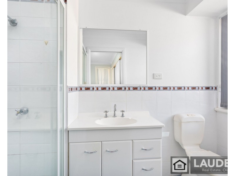 1/6 Ivy Crescent, Old Bar NSW 2430