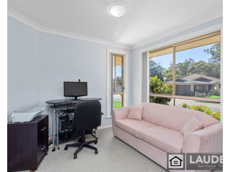 1/6 Ivy Crescent, Old Bar NSW 2430
