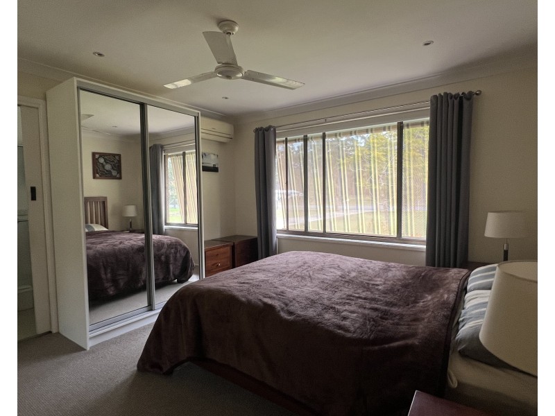 5 Kolinda Drive, Old Bar NSW 2430