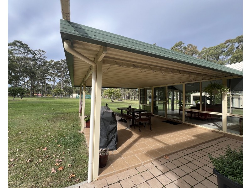 5 Kolinda Drive, Old Bar NSW 2430