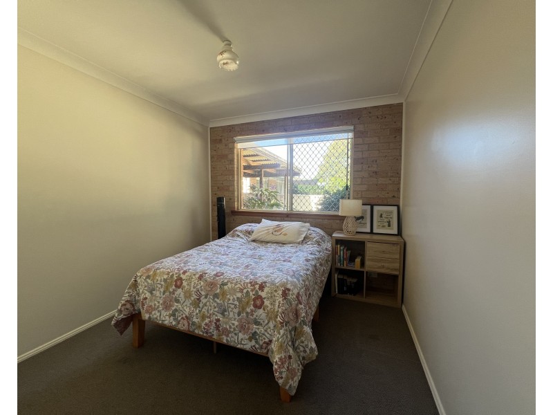 22 Farleigh Street, Old Bar NSW 2430
