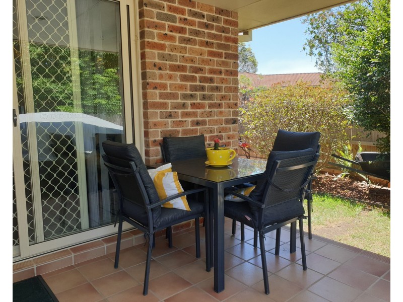 2/11 Farleigh Street, Old Bar NSW 2430