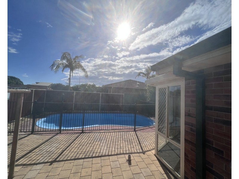 2/58A Waterman Street, Old Bar NSW 2430