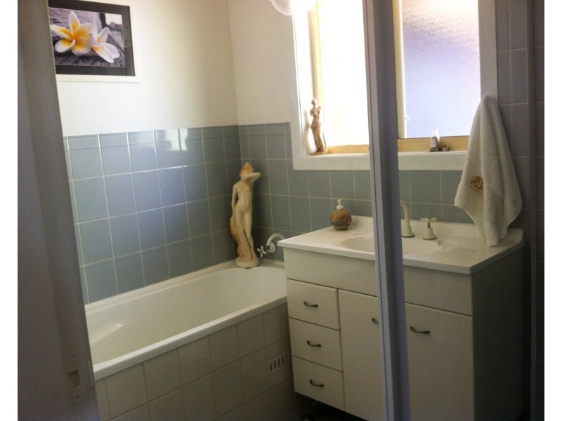 55 Molong Road, Old Bar NSW 2430