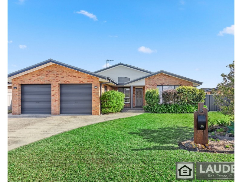 12 Bluehaven Drive, Old Bar NSW 2430