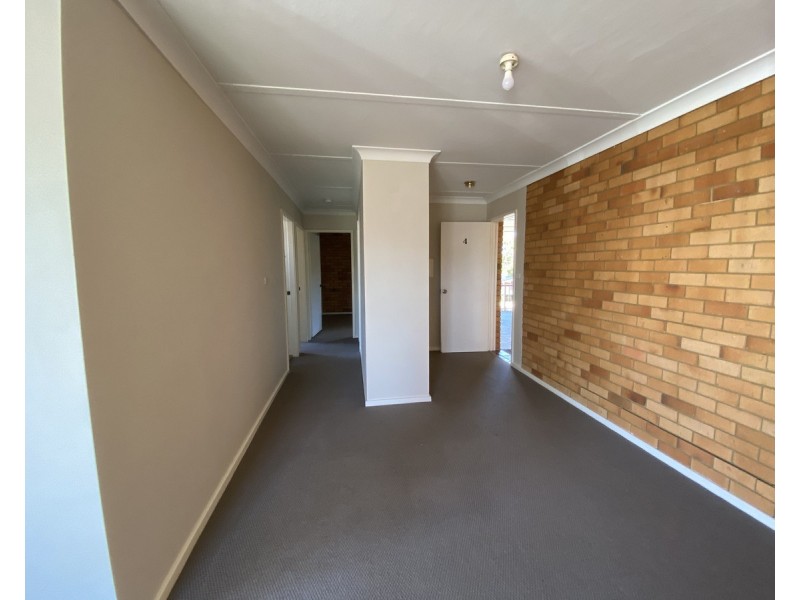 4/55 Old Bar Road, Old Bar NSW 2430
