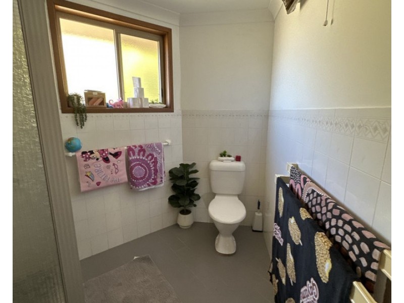 2/3 Leopardwood Street, Old Bar NSW 2430