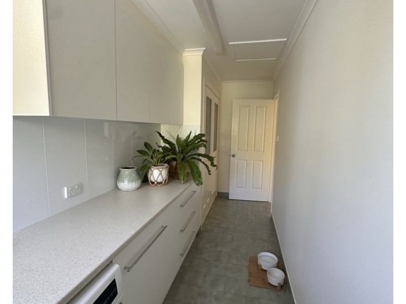 2 Spinnaker Cove, Wallabi Point NSW 2430