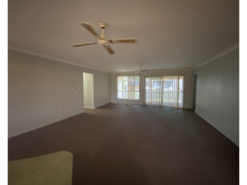 1/58 Old Bar Road, Old Bar NSW 2430