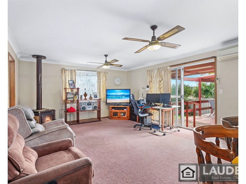 21 Gannet Crescent, Old Bar NSW 2430
