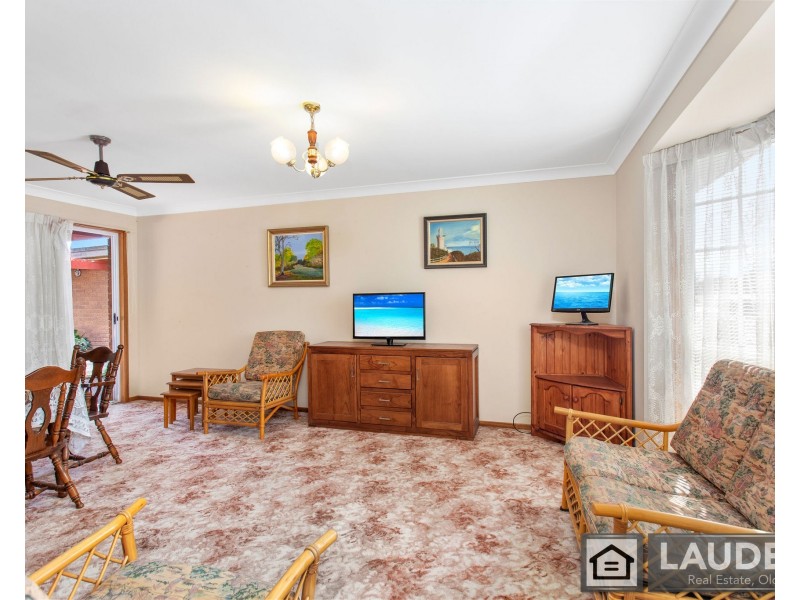 21 Gannet Crescent, Old Bar NSW 2430