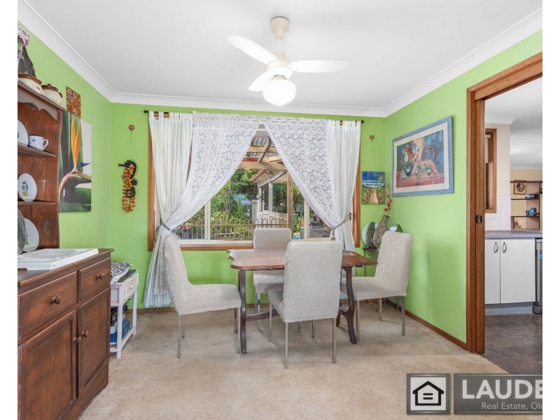 40 Molong Road, Old Bar NSW 2430