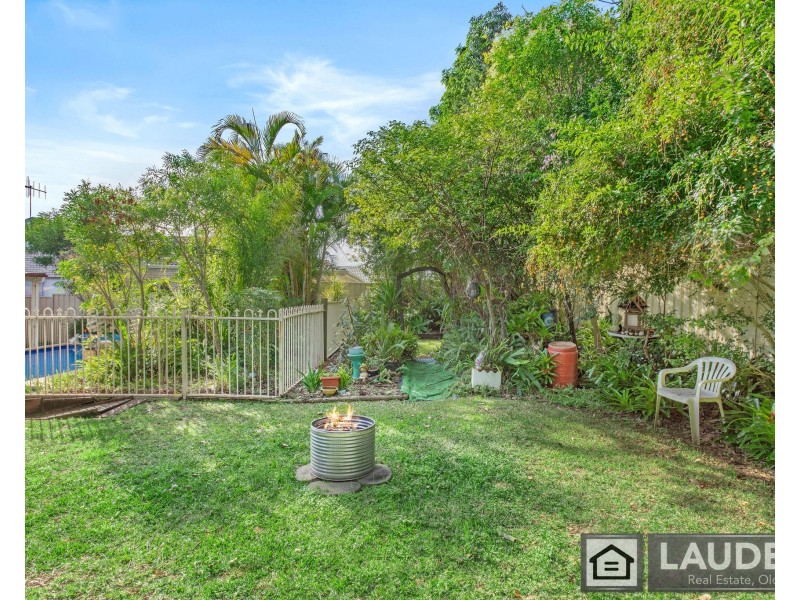 40 Molong Road, Old Bar NSW 2430