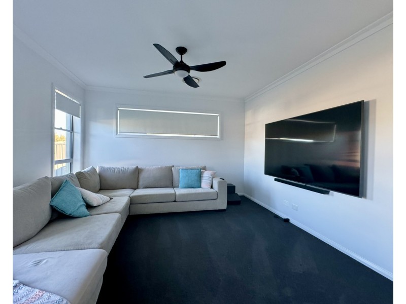 2/1 Egret Street, Old Bar NSW 2430