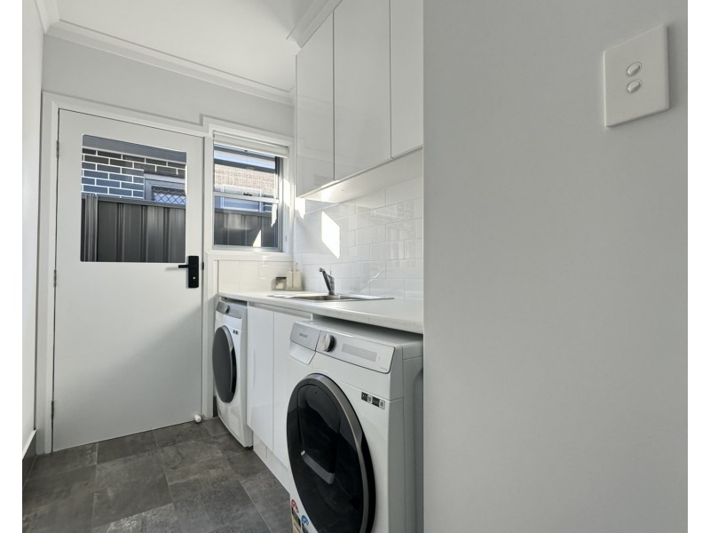 2/1 Egret Street, Old Bar NSW 2430