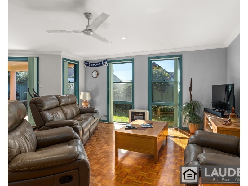 1/19 Mistral Place, Old Bar NSW 2430