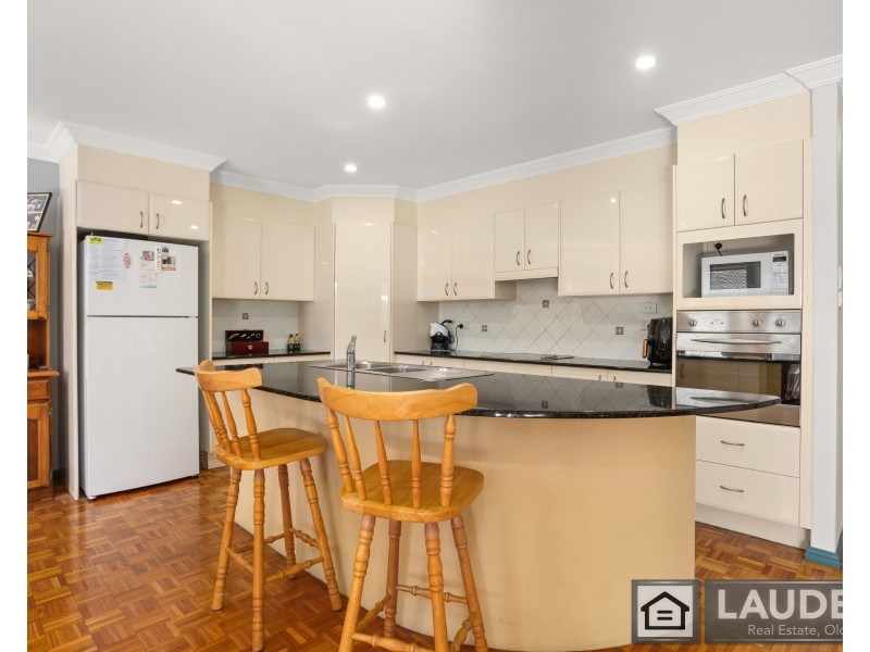 1/19 Mistral Place, Old Bar NSW 2430