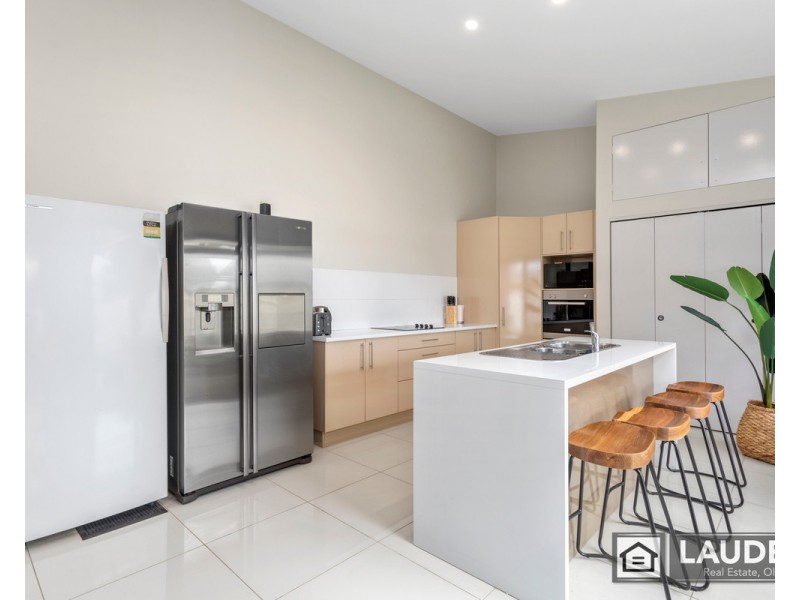 1 Flagtail Avenue, Old Bar NSW 2430