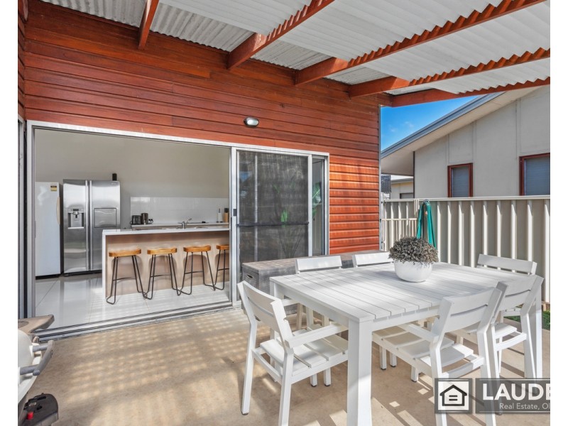 1 Flagtail Avenue, Old Bar NSW 2430