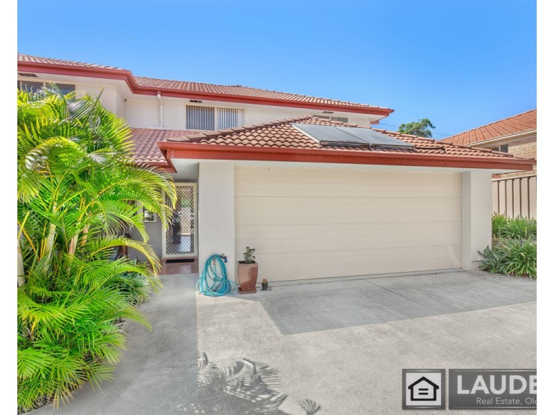 4/2 Mistral Place, Old Bar NSW 2430