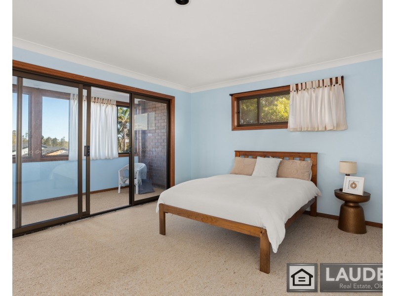 11 Rushby Drive, Old Bar NSW 2430