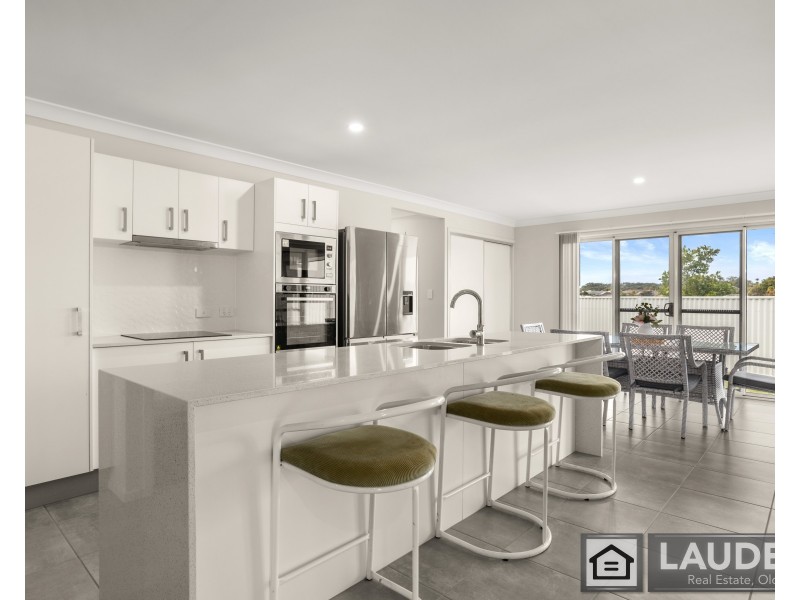 43 Marra Drive, Old Bar NSW 2430