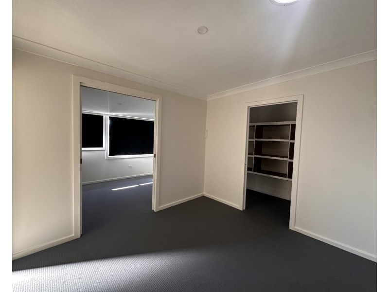 2 Walls Lane, Mitchells Island NSW 2430