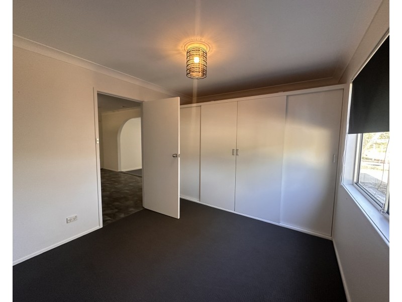 2 Walls Lane, Mitchells Island NSW 2430