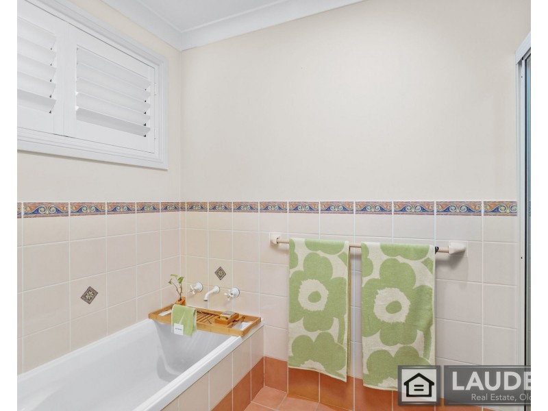 3 Snoewood Street, Old Bar NSW 2430