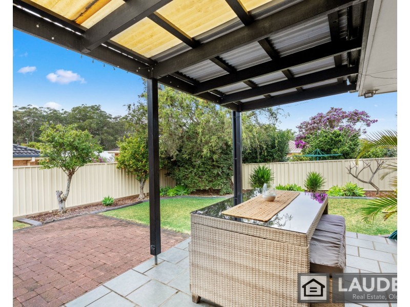 3 Snoewood Street, Old Bar NSW 2430
