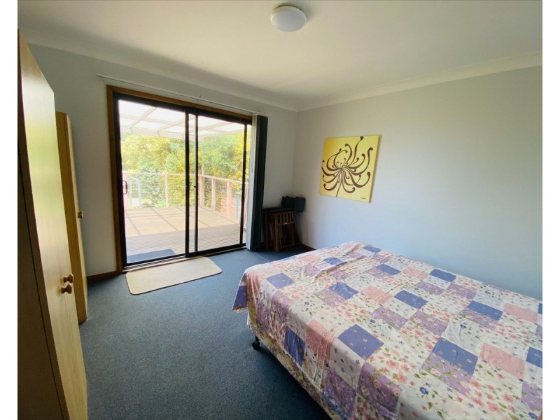 6 Lewis Street, Old Bar NSW 2430