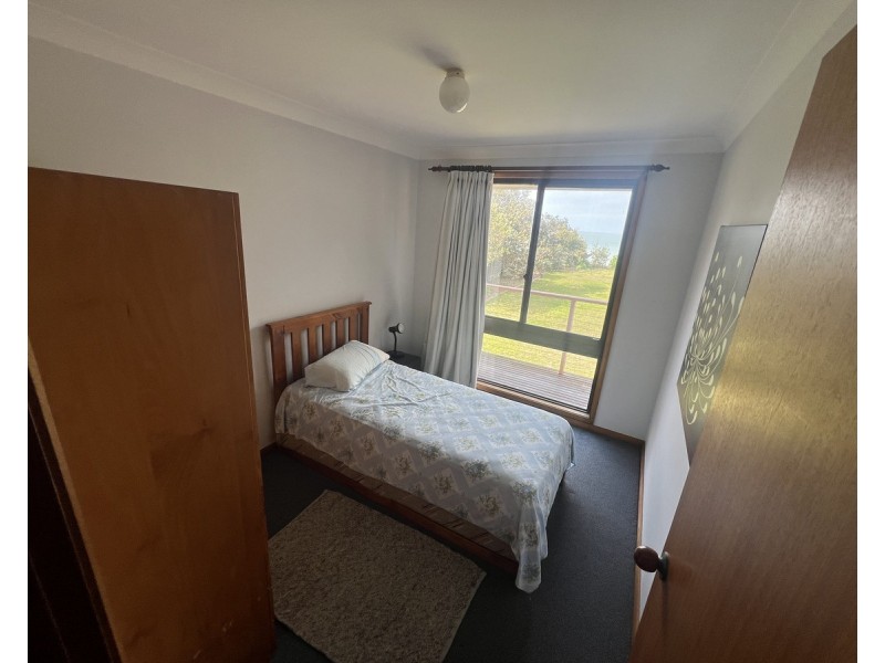 6 Lewis Street, Old Bar NSW 2430