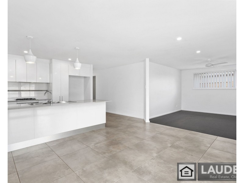 2/15 Tropicbird Crescent, Old Bar NSW 2430
