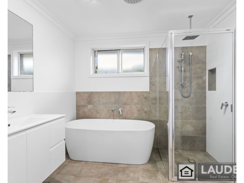 2/15 Tropicbird Crescent, Old Bar NSW 2430