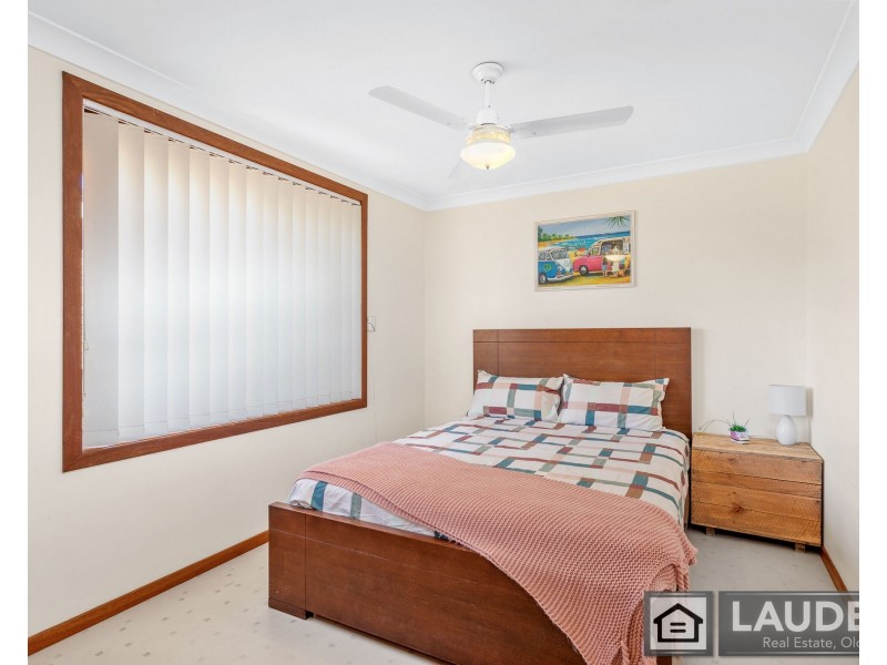 24 Molong Road, Old Bar NSW 2430