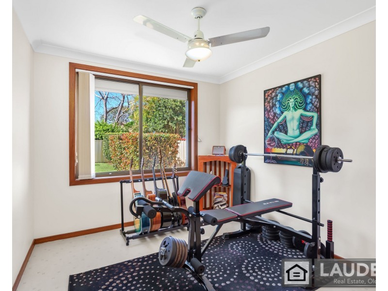 24 Molong Road, Old Bar NSW 2430