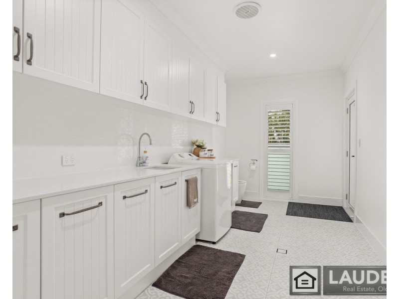 77 Templetons Lane, Oxley Island NSW 2430
