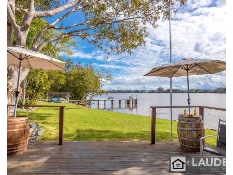77 Templetons Lane, Oxley Island NSW 2430