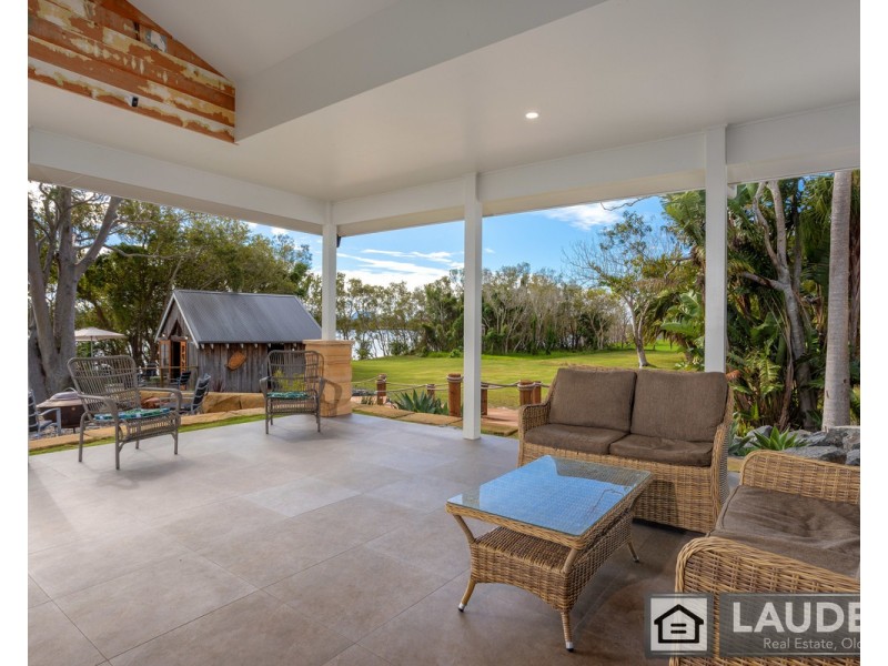 77 Templetons Lane, Oxley Island NSW 2430