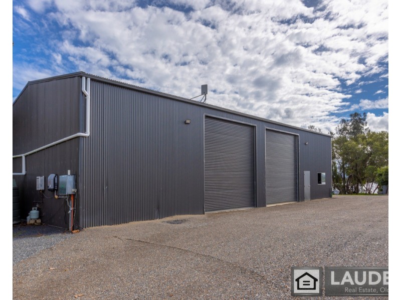77 Templetons Lane, Oxley Island NSW 2430