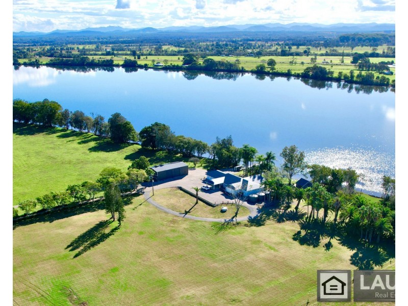 77 Templetons Lane, Oxley Island NSW 2430