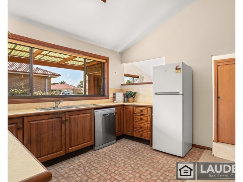 11 Rushby Drive, Old Bar NSW 2430