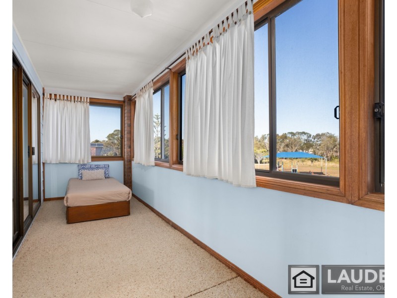 11 Rushby Drive, Old Bar NSW 2430