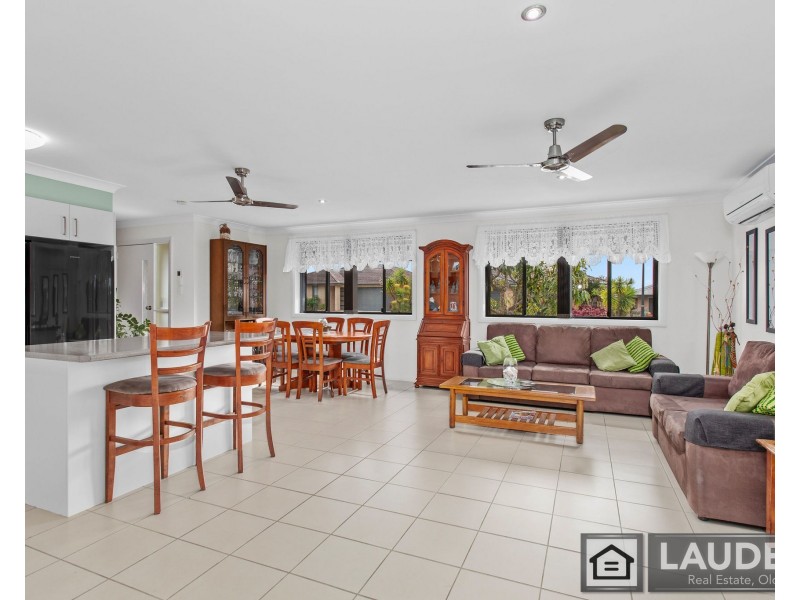 7 Mackerel Way, Old Bar NSW 2430