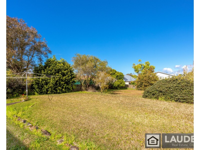 8 Connell Street, Old Bar NSW 2430