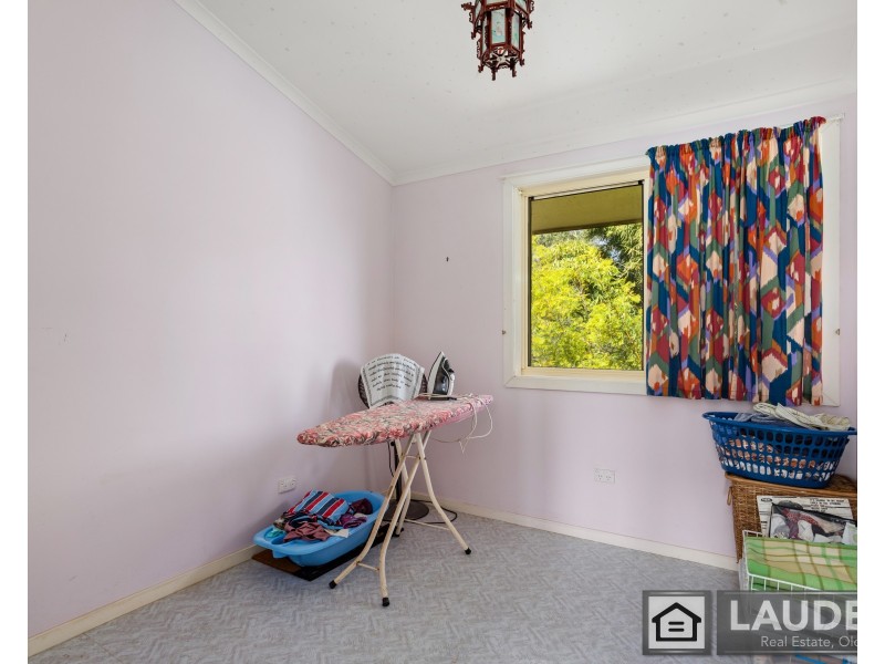 11 Leslies Lane, Mitchells Island NSW 2430