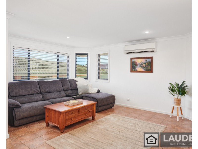 8 Mistral Place, Old Bar NSW 2430